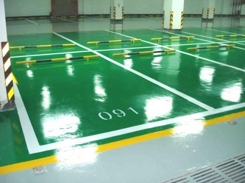 停車場環氧地坪漆施工后的地面應達到怎樣的標準？